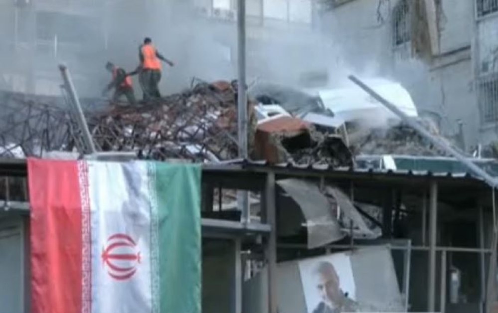 Израел унищожи посолство на Иран, Техеран обеща суров отговор
