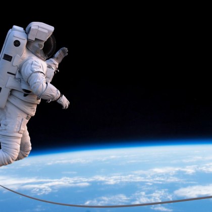 Пътуването в космоса излага човешкия организъм на напълно различни фактори