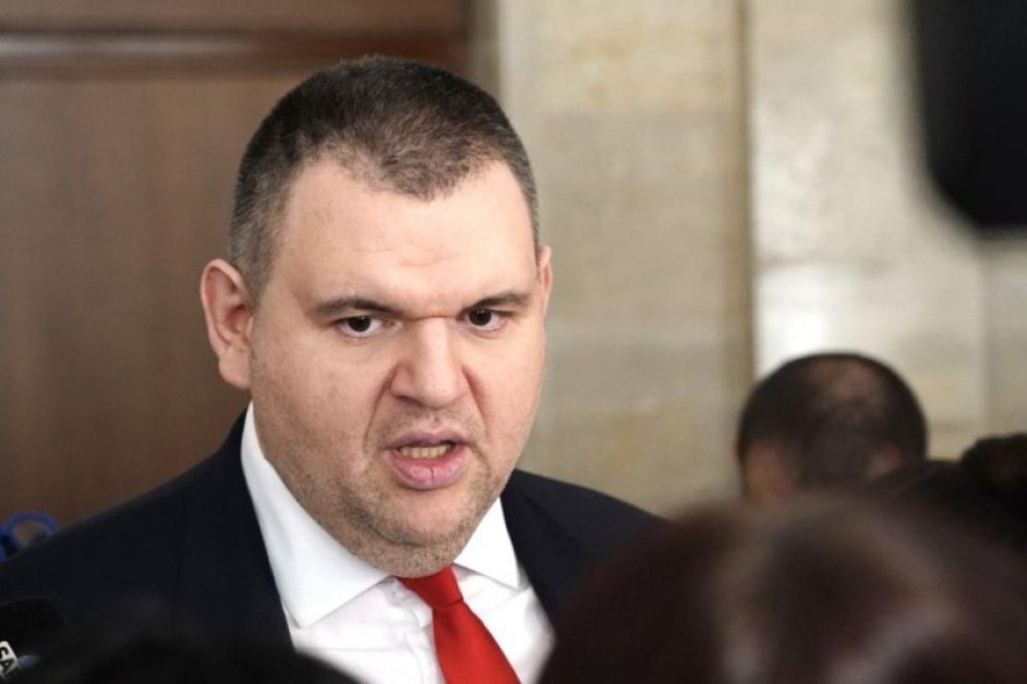 Пеевски: Имам уверение от Петков, че ще разследваме и 