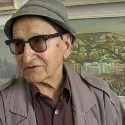 На 92 годишна възраст почина силистренският художник Георги Куртев съобщиха от