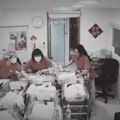 Медицински сестри в родилно отделение в тайванска болница рискуваха живота