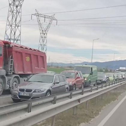Задръстване се образува на Асеновградско шосе преди влизане в Пловдив