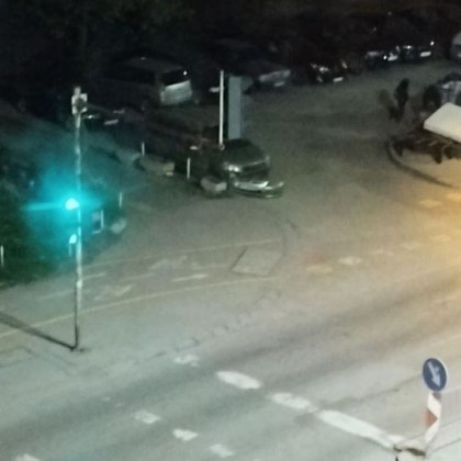 Катастрофа и бягство от ПТП в София Шофьор блъснал паркирана на