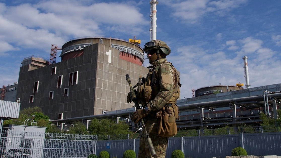 Украински дрон удари шести блок на АЕЦ „Запорожие