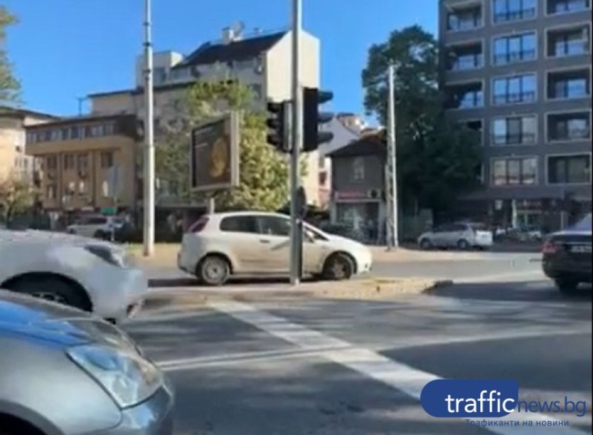 Шофьорка влезе в насрещното на булевард в Пловдив