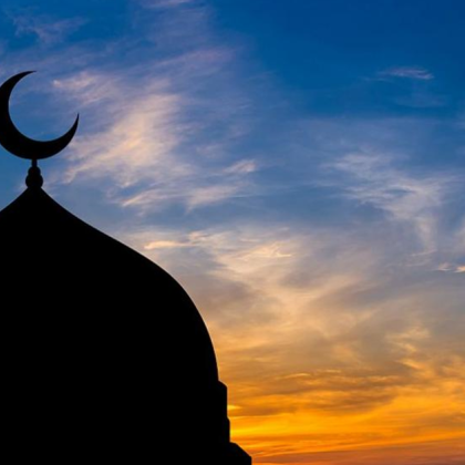 Мюсюлманите в цял свят празнуват Рамазан Байрам с който приключват