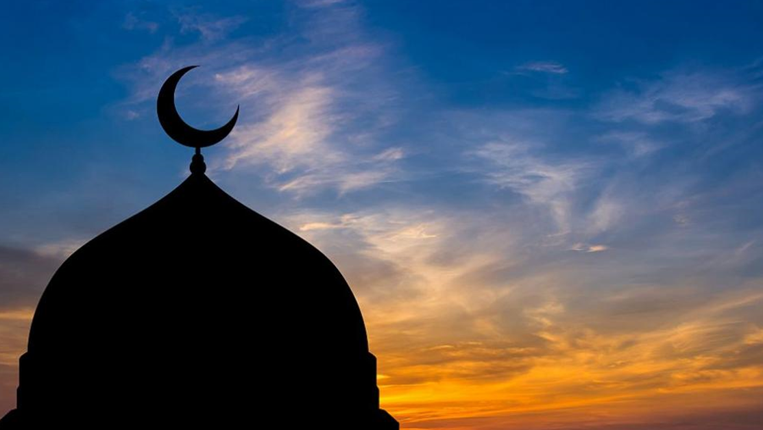 Мюсюлманите в цял свят празнуват Рамазан Байрам, с който приключват