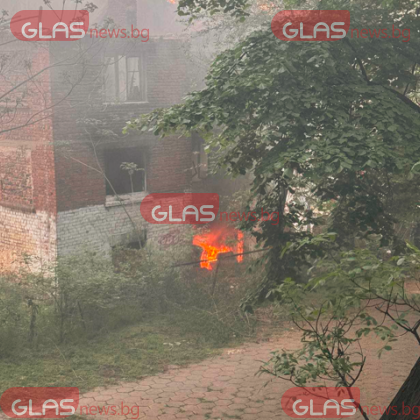 Пожар избухнал в изоставена къща ул Панагюрище в Пловдив научи
