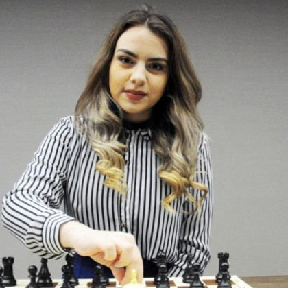 Звездата ни в шахмата Нургюл Салимова постигна петото си реми