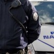 Ужас във Франция: намушкаха две момичета с нож пред училище