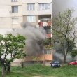 Пожар горя в блок в София СНИМКИ