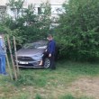 Софиянец за собственик на Tesla: Пази природата с е-кола, но гази тревата, за да я зареди