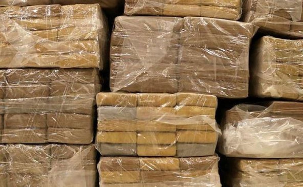 Разбиха мащабна мрежа за наркотрафик, откриха 1165 кг кокаин
