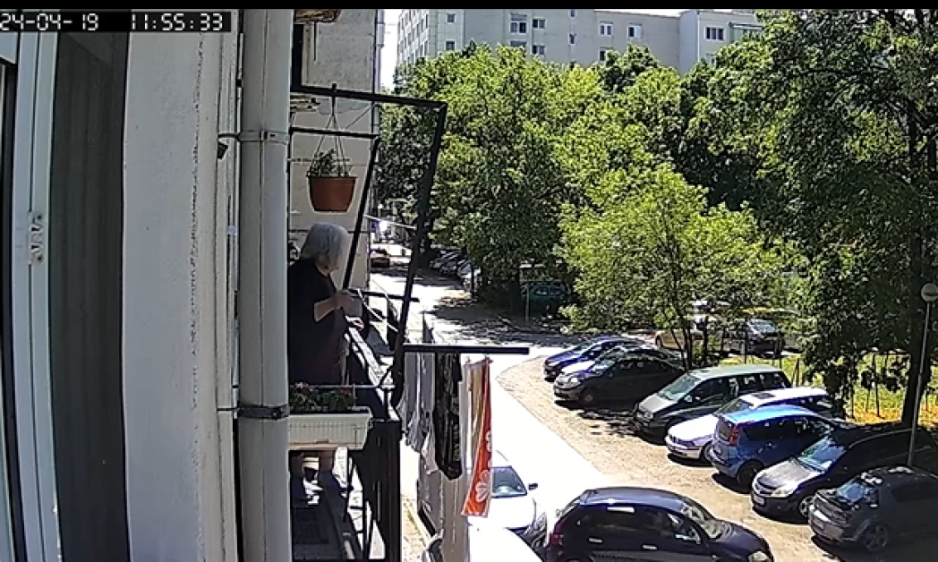 Пазарджиклийка блъсна кола в Пловдив и офейка, но видео я 