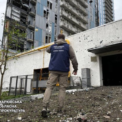 Ракети удариха жилищни сгради в Харков