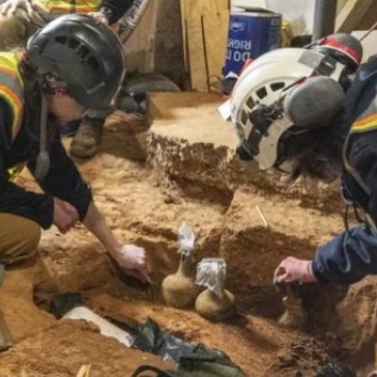 Археолози работещи по проект за ревитализация на имението Маунт Върнън на