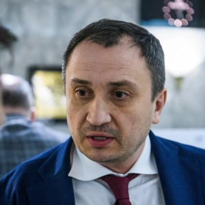 Украинският земеделски министър Микола Солски е бил задържан при разследване за