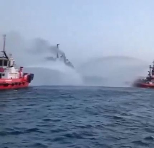 Пожар избухна на товарен кораб, плаващ към България