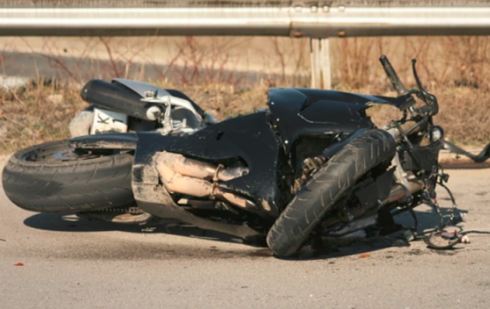 Моторист пострада при катастрофа на пътя Русе-Велико Търново