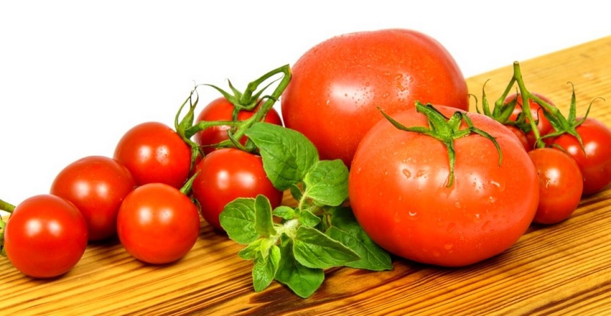 Учени откриха мистериозно съединение в доматите
