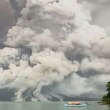 Изригна вулканът Руанг, обявена е най-висока степен на тревога