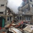 Ракетен удар унищожи къщи, има 6 жертви