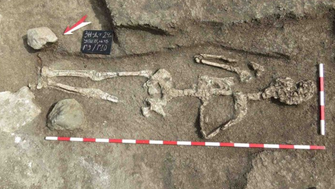 Откриха скелет на гигант край Дебелт СНИМКИ