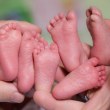 За 4 часа: Две майки родиха 6 бебета