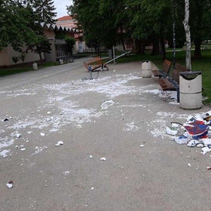 Вандали са унищожили напълно детската великденска украса в Градската градина