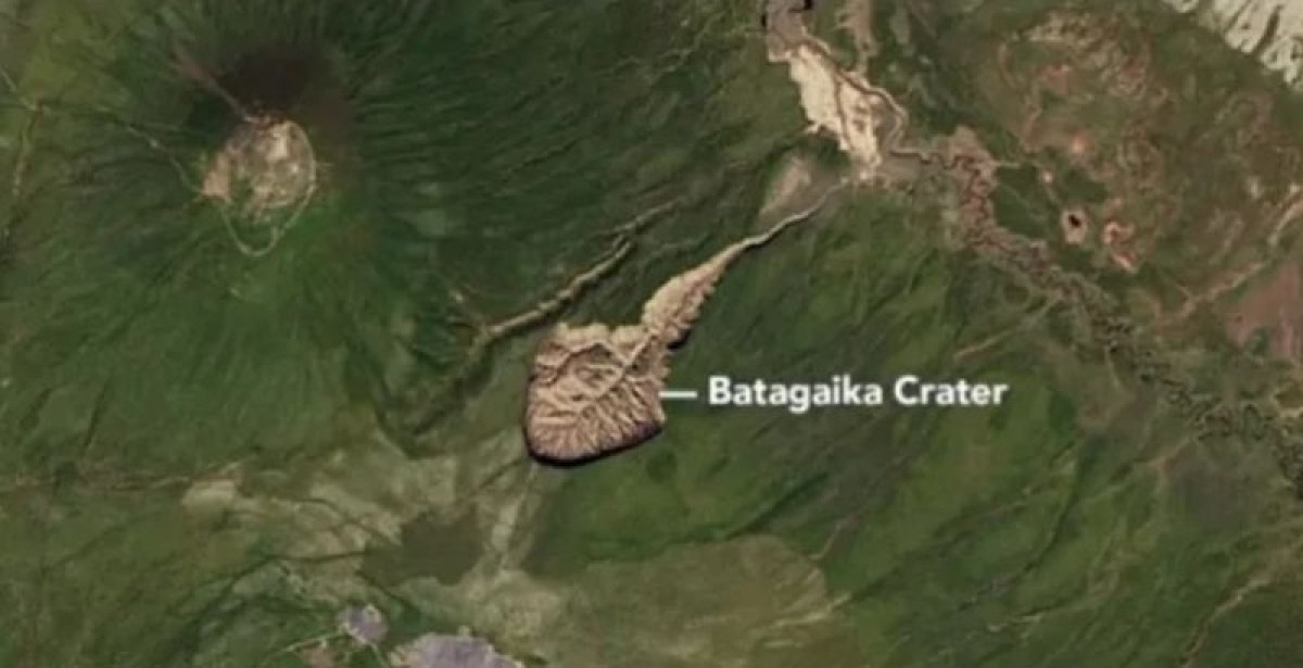 Портите на ада“, официално известна като кратера Батагай, беше открита за