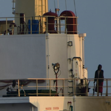 След три месеца в плен на сомалийските пирати корабът Руен
