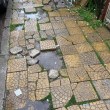 Сюрреалистичен тротоар в София - как се ходи по него? СНИМКИ