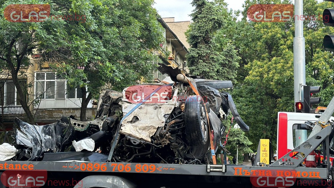 Какво е състоянието на пострадалите младежи при катастрофата в Пловдив