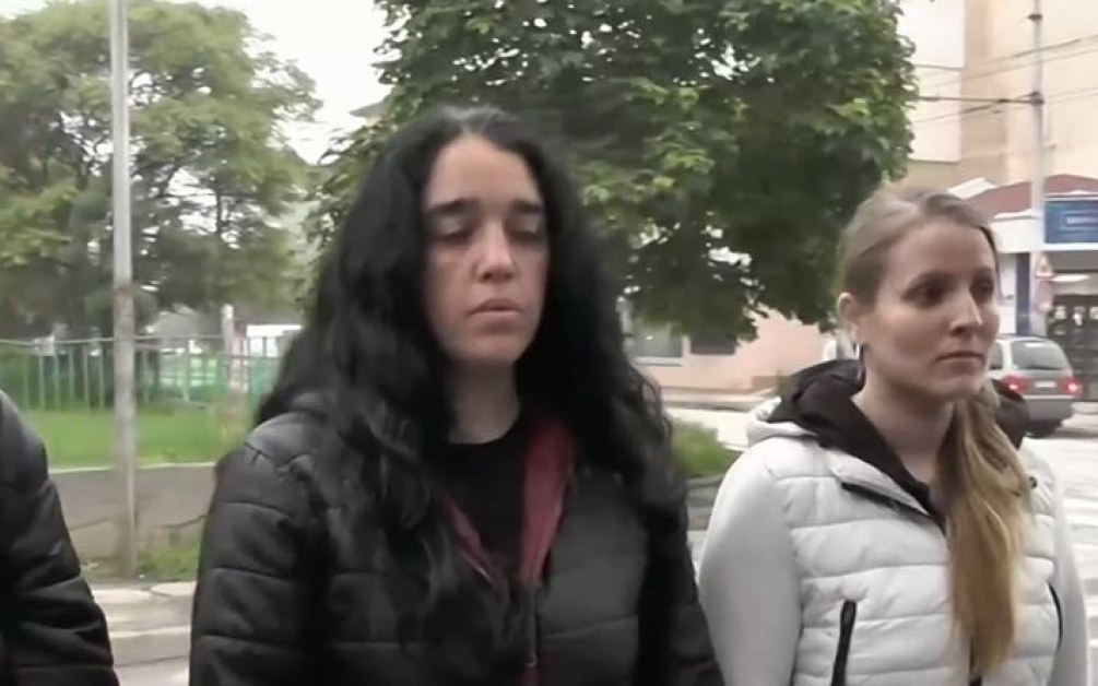 Мъж с психични проблеми отново тормози хора във Враца