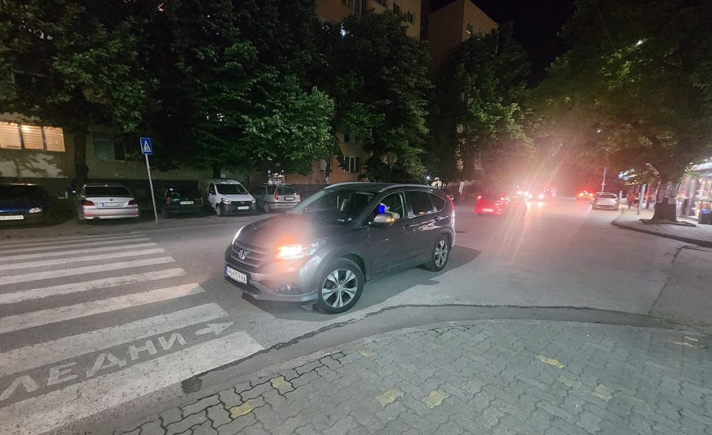 Постъпката на шофьор предизвика въпроси в Пловдив СНИМКИ