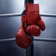 Боксьор почина след удар в слепоочието при професионалния си дебют