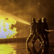 30 яхти изгоряха при голям пожар на пристанище в Хърватия СНИМКИ