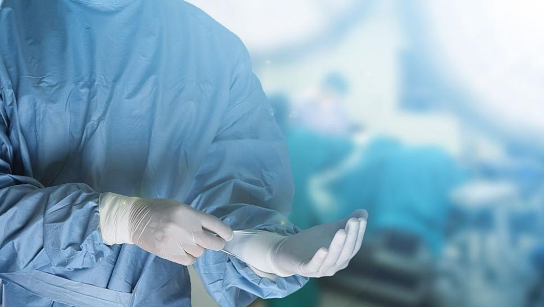 Хирург забравил компрес в тялото на пациентка, тя починала