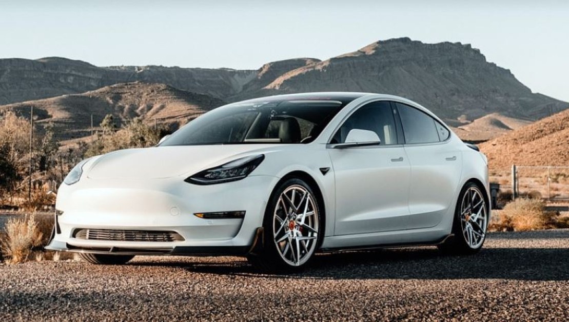 Tesla не успява да продаде колите си ВИДЕО