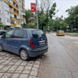 Майка остави децата си сами в кола в Пловдив, возилото потегли без нея