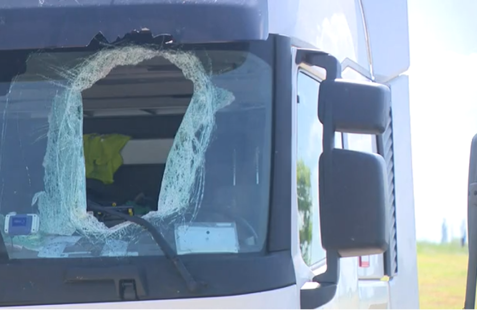 Румънски шофьор на камион е загинал при нелеп инцидент с