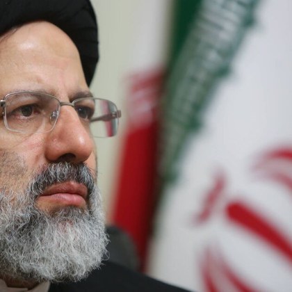 Хеликоптерът превозващ иранския президент Ибрахим Раиси  направил твърдо кацане отчасти поради