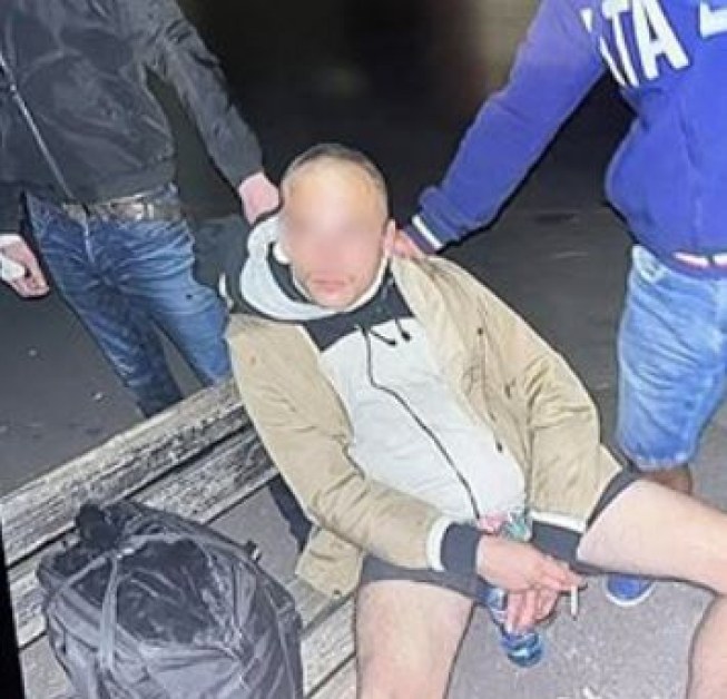 Мъж напада и обира жени в София. За това сигнализират