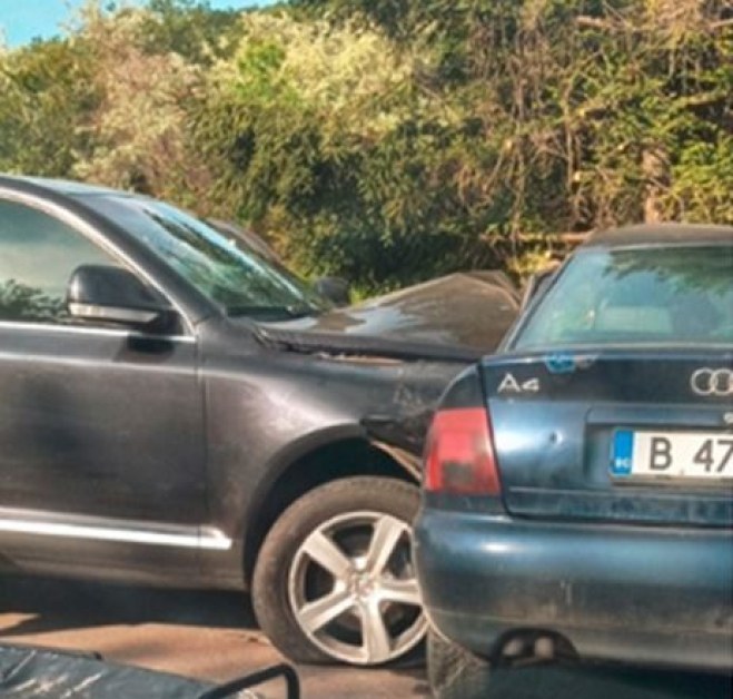 Асфалтирането след катастрофата с НСО: Остраниха шефа на Пътното във Варна