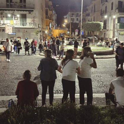 Женски затвор близо до Неапол беше евакуиран заради земетресението с