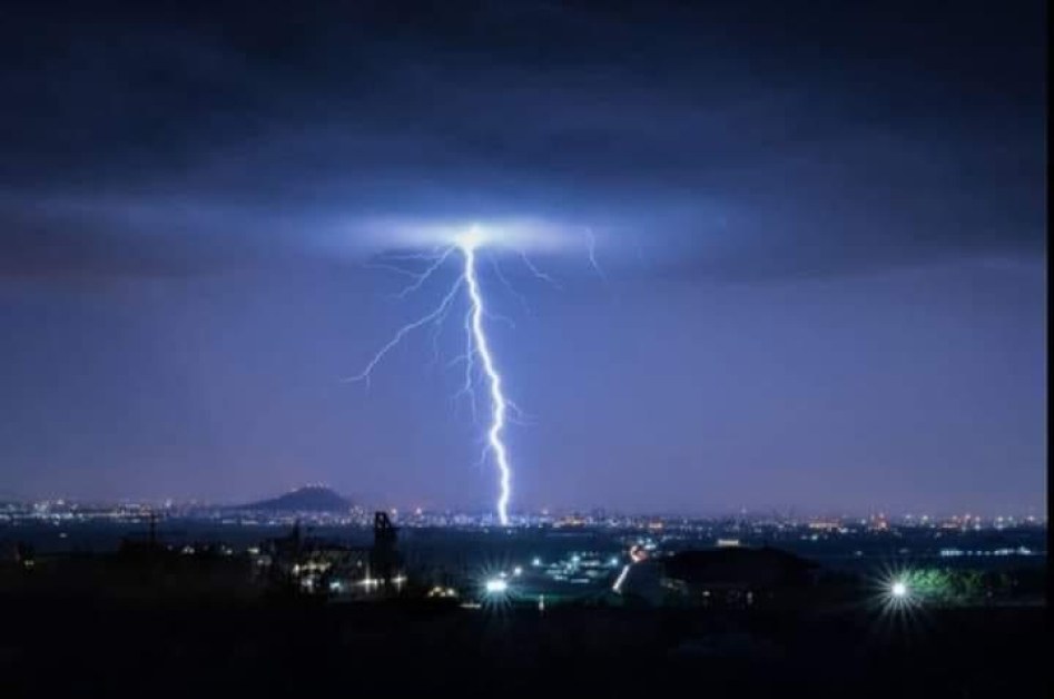 Порой и гръмотевична буря връхлетяха Пловдив