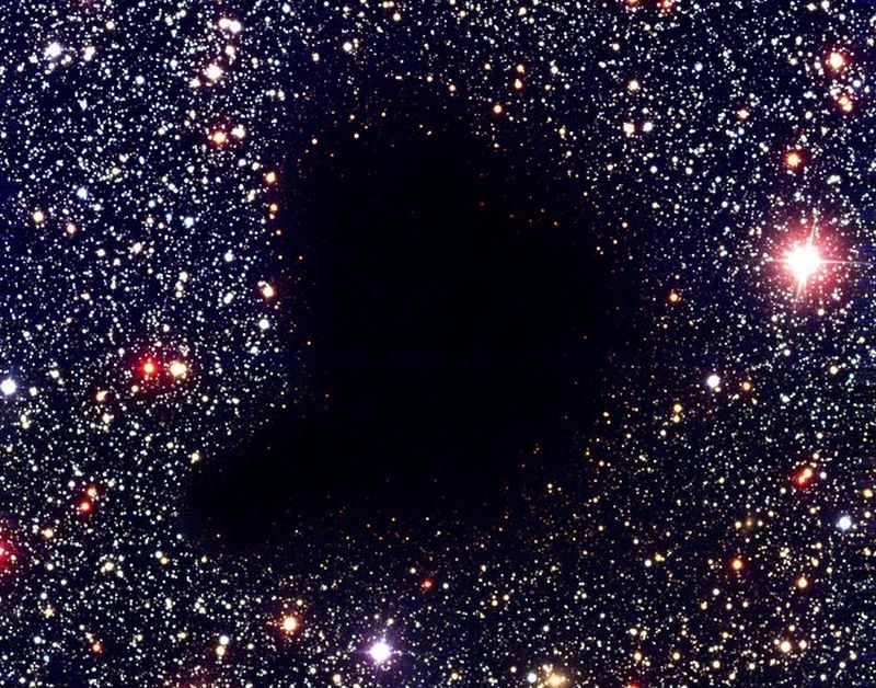Мистерия: стотици звезди изчезнаха безследно в космоса, какво се случва?