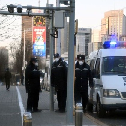 Мъж уби осем души Централен Китай