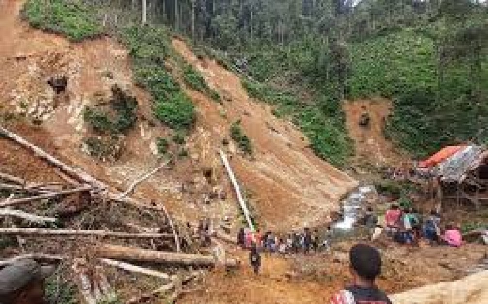 Свлачище погуби близо 100 души в Папуа Нова Гвинея