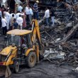 Пожар в търговски център уби най-малко 27 души